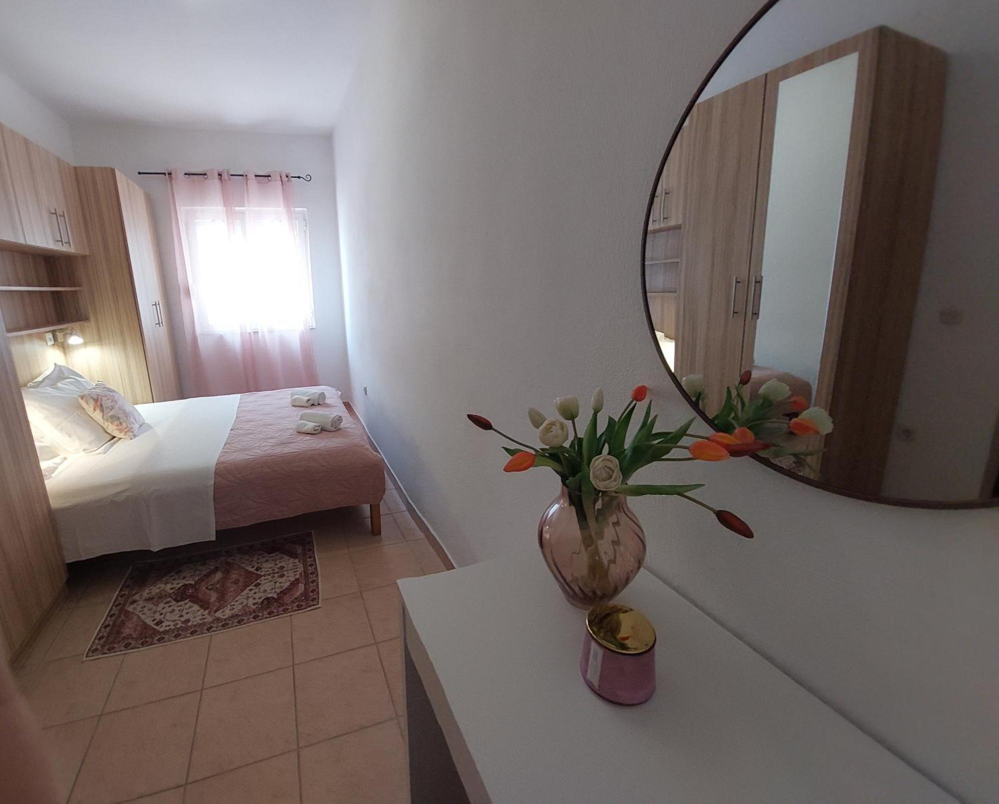 Apartman Lucija Seline Exterior photo